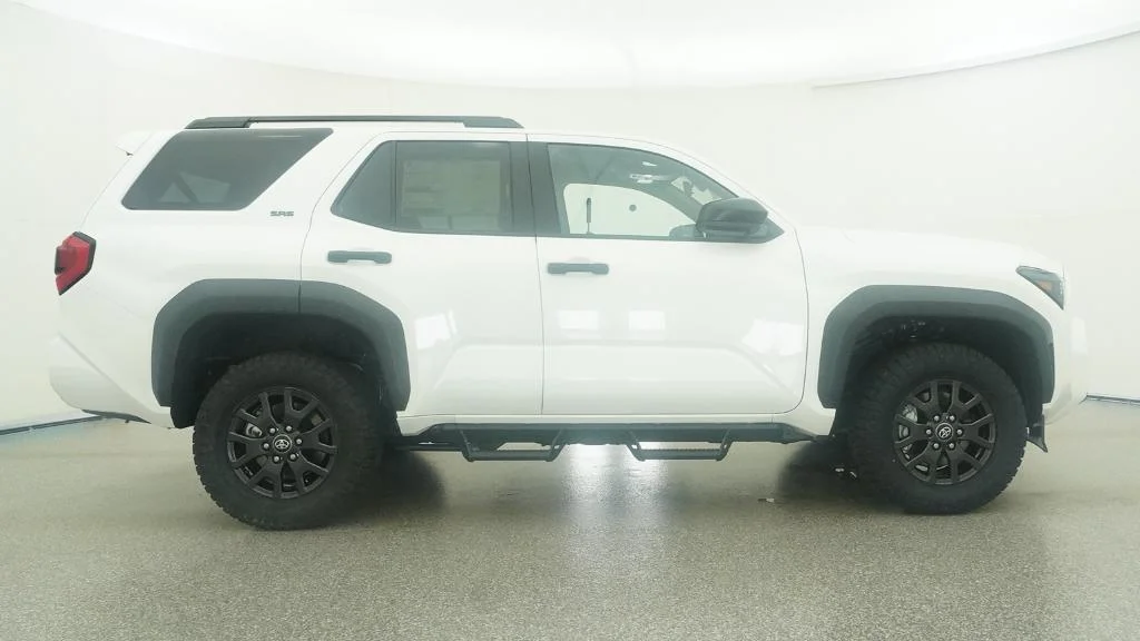 New 2026 Ice Cap Toyota SR5 image 2