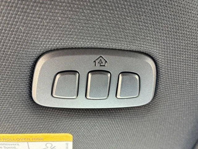 New 2026 Iconic Silver Metallic Ford Lariat® image 50