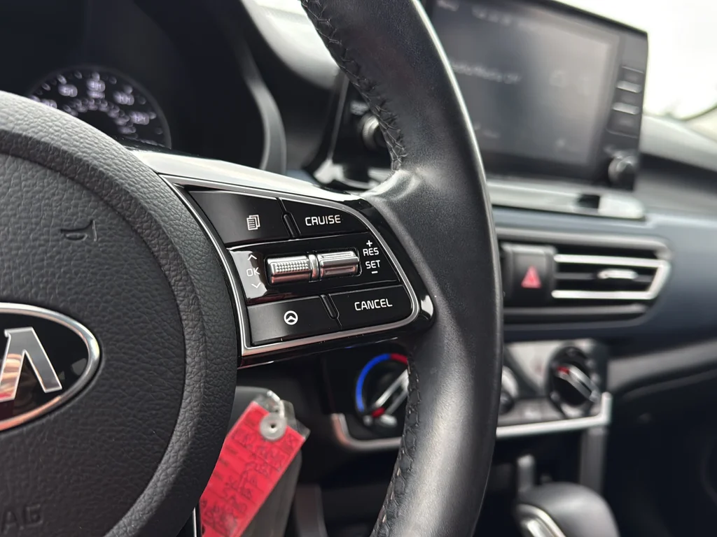 Used 2021 Snow White Pearl Kia S image 16