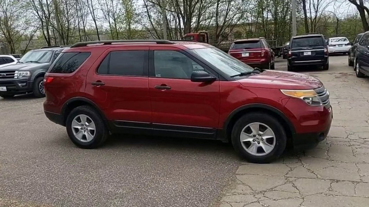 2013 Ford Explorer Sport photo 2