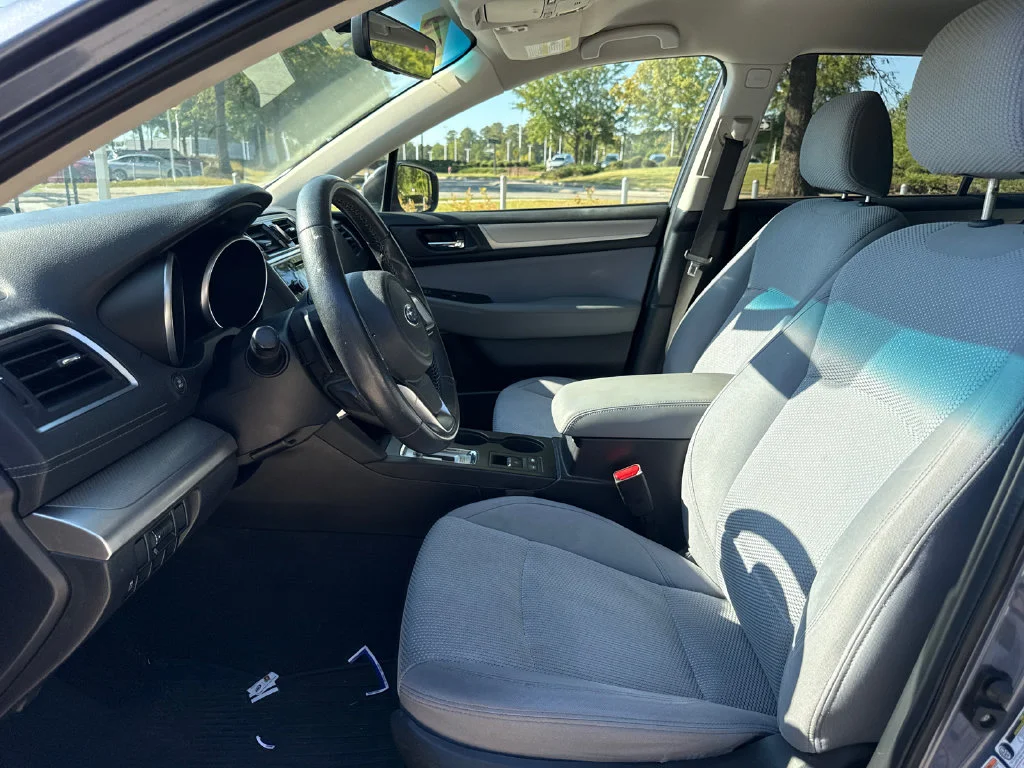 Used 2018 Twilight Blue Metallic Subaru 2.5i Premium image 12