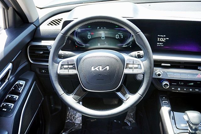 Used 2024 Silver Kia S image 29