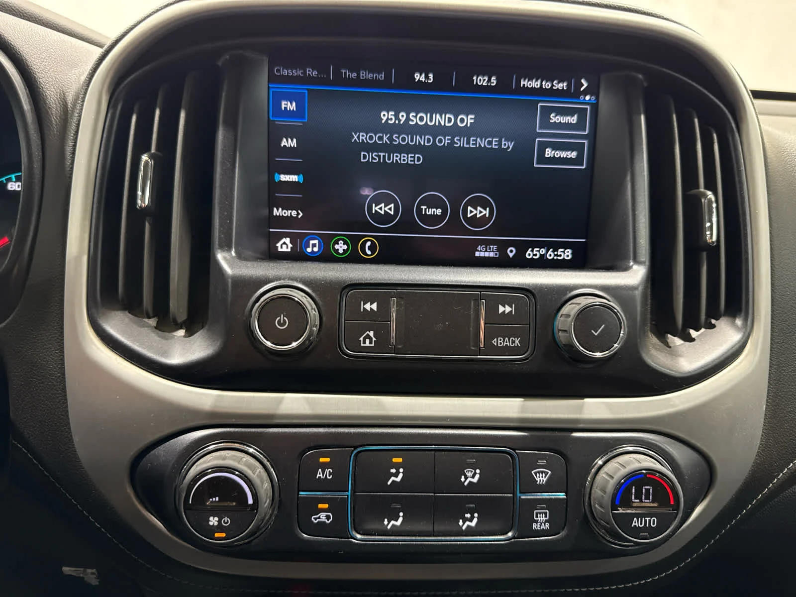 Certified Used 2022 Desert Sand Metallic GMC Elevation image 26