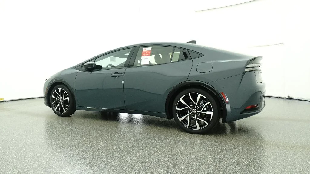 New 2026 Guardian Gray Toyota XSE Premium image 32