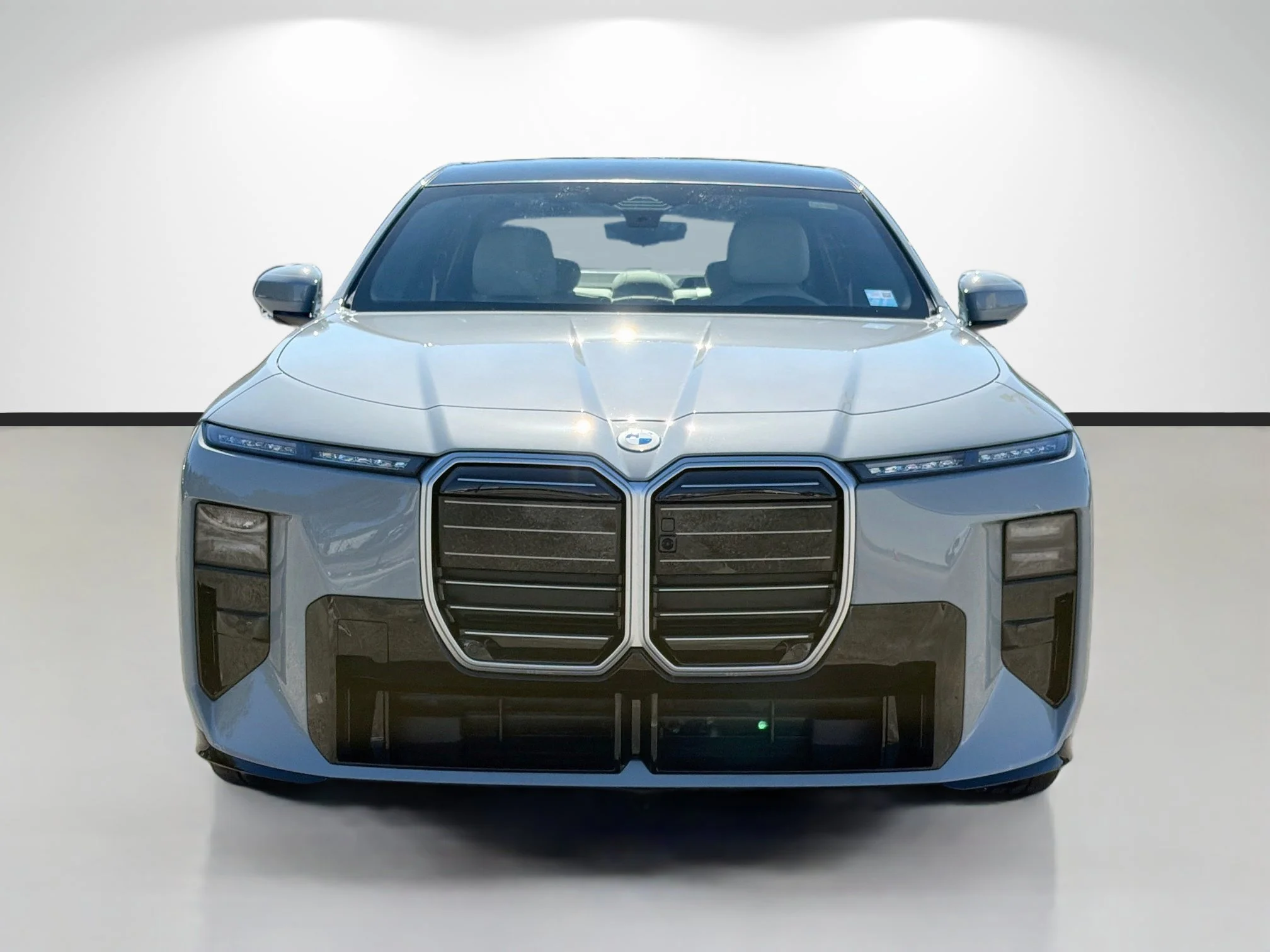 New 2027 Brooklyn Grey Metallic BMW 50 xDrive image 8