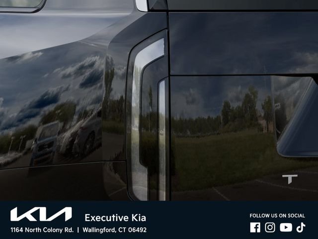 New 2027 Ebony Black Kia S image 11