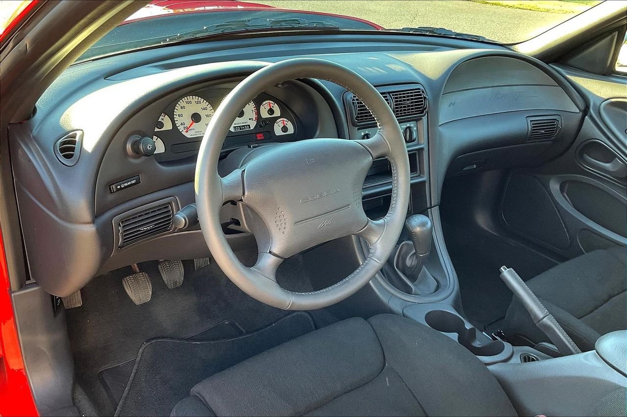 2000 Ford Mustang - Photo 7