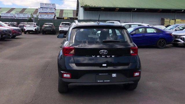 New 2026 Black,Onyx Hyundai SEL image 6