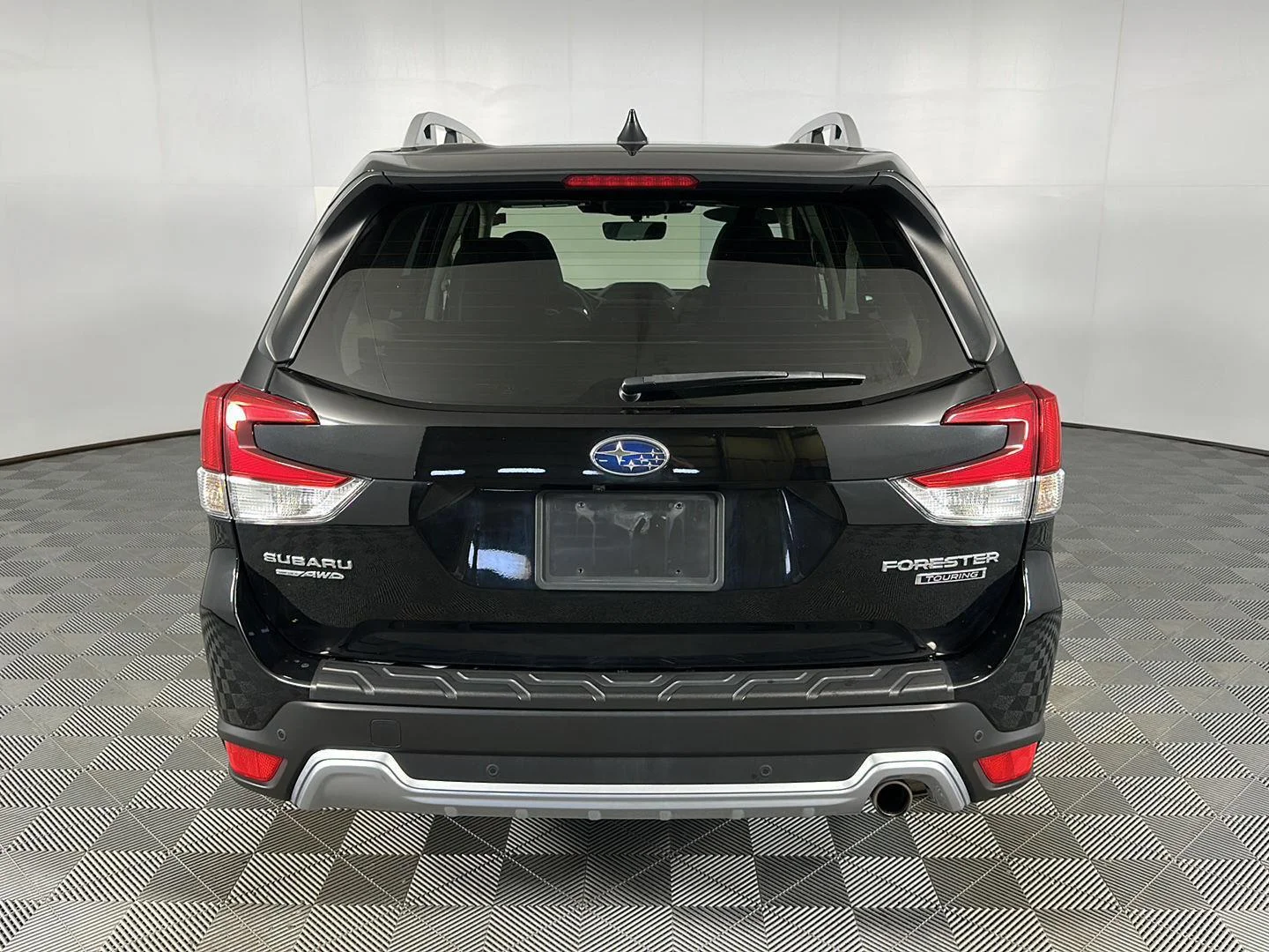 Used 2024 Crystal Black Silica Subaru Touring image 26