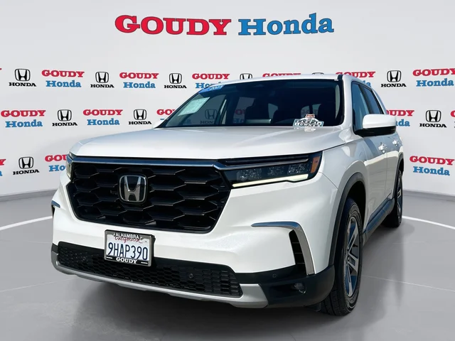 2023 Honda Pilot EX-L 8 Passenger