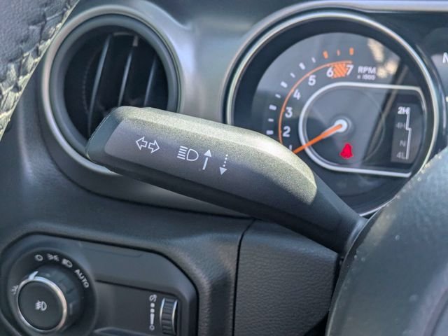 Used 2023 Gray Jeep Sport S image 28