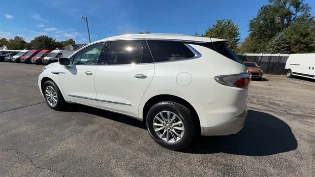 Used 2024 White Frost Tricoat Buick Essence image 38
