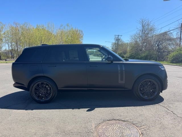 New 2026 Obsidian Black Satin Land Rover SE  LWB 7 SEAT image 6