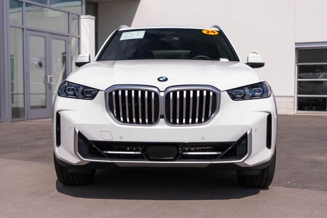 Certified Used 2024 Alpine White BMW xDrive40i image 7
