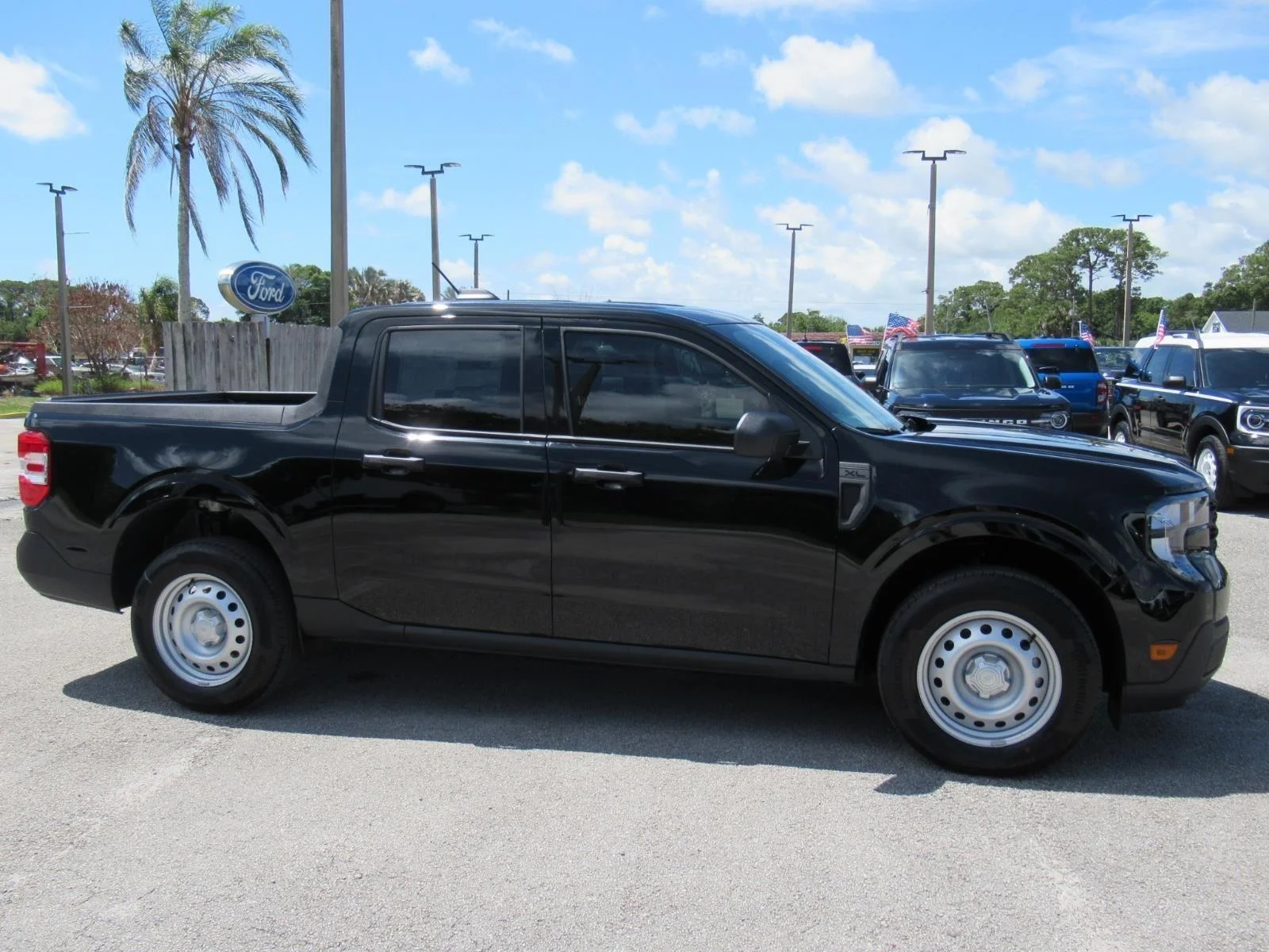 New 2026 Shadow Black Ford XL image 2