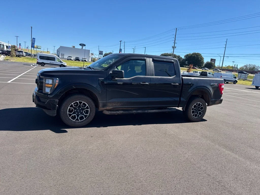 Used 2023 Black Ford XL image 7