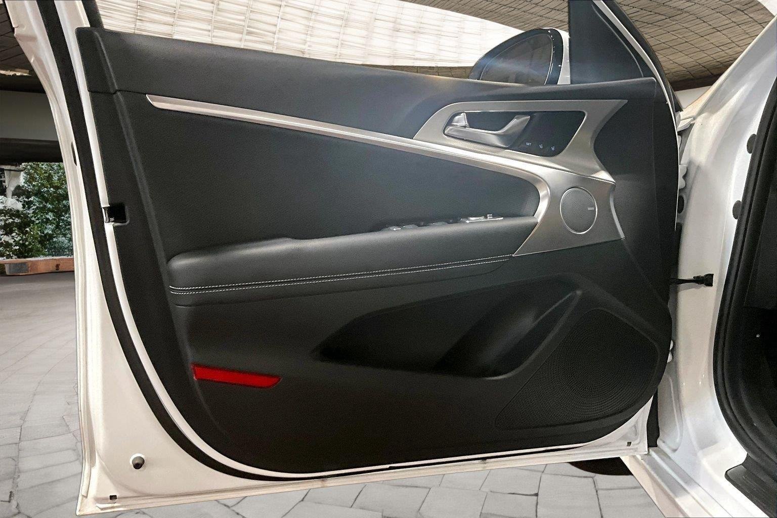 2026 GENESIS G70 Prestige - Photo 9