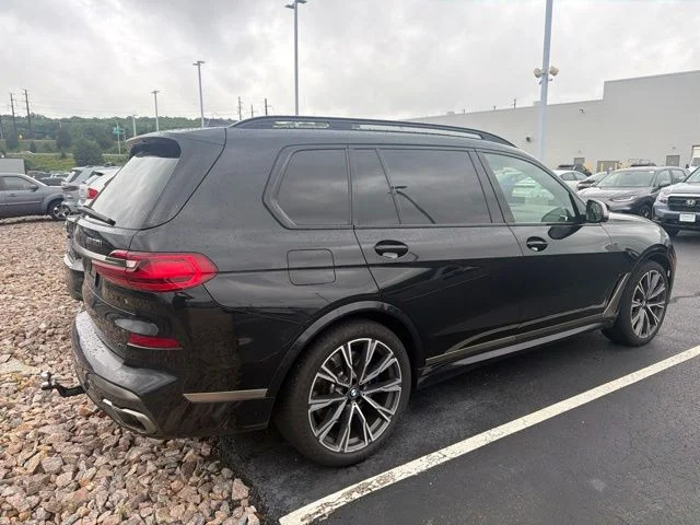Used 2020 Black BMW M50i image 2