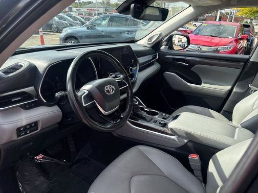 Used 2024 Black Toyota Limited image 15