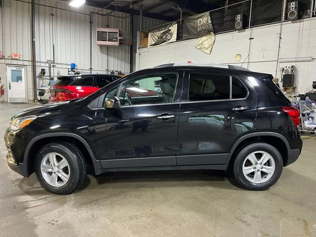 Used 2017 Black Chevrolet LT image 3