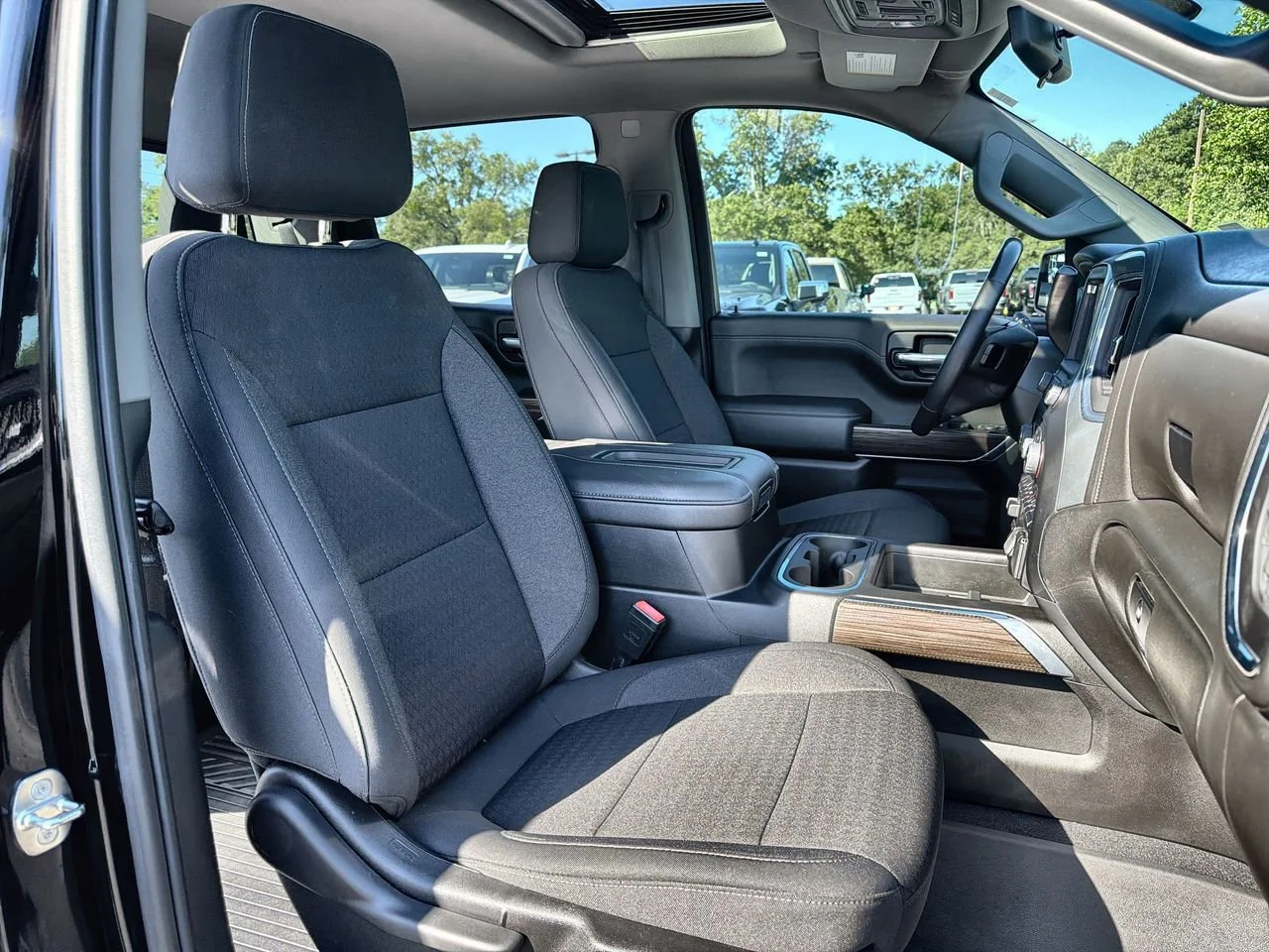 Used 2022 Black Chevrolet RST image 23