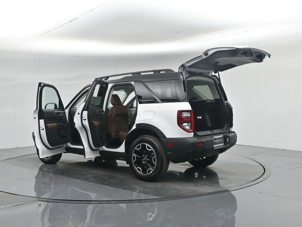 New 2026 Oxford White Ford Outer Banks image 39