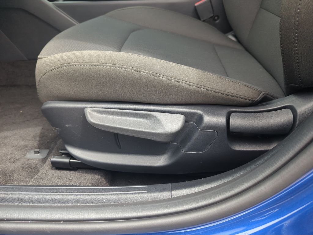 New 2026 Deep Sea Blue Kia LXS image 13