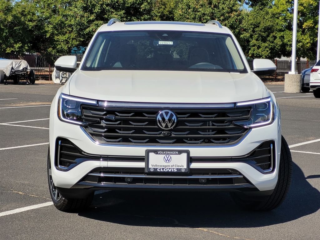 2025 Volkswagen Atlas SEL Premium R-Line - Photo 2