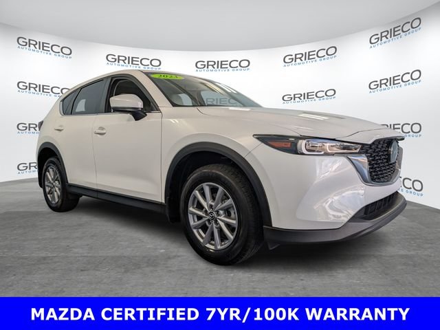 2023 Mazda CX-5 S Preferred package Auto AWD's photo