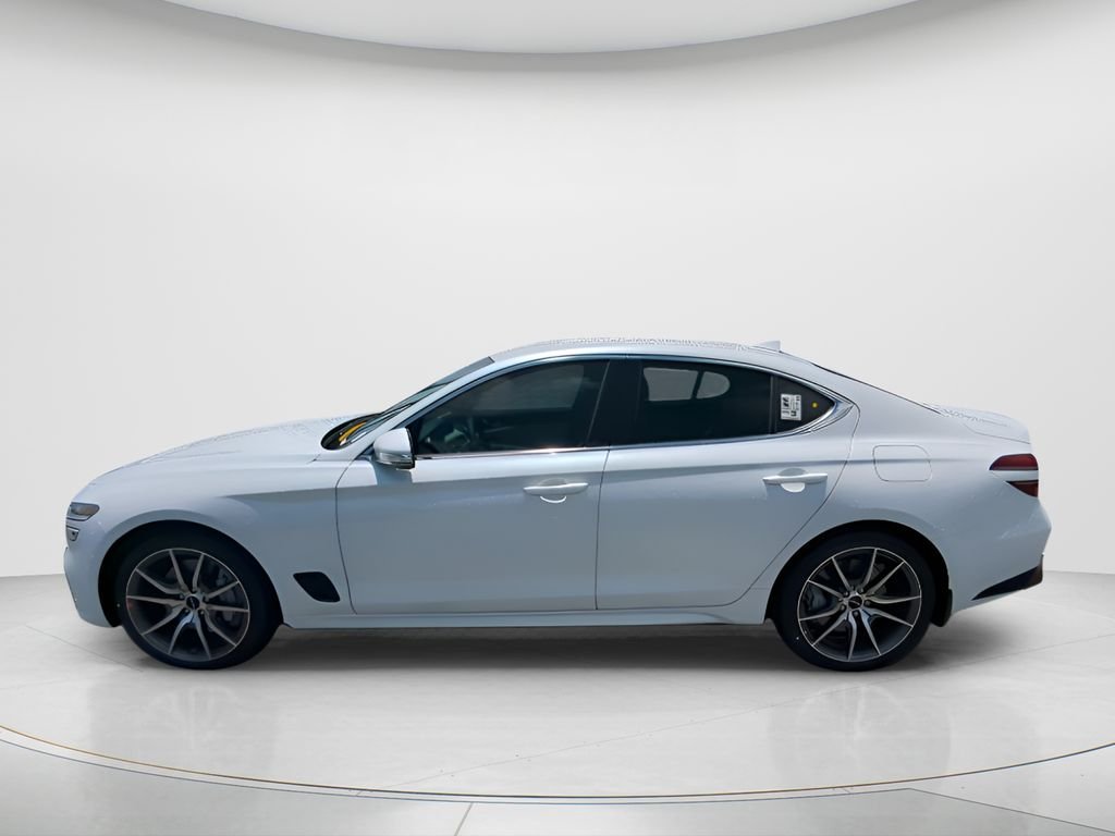 2026 GENESIS G70 Standard - Photo 8