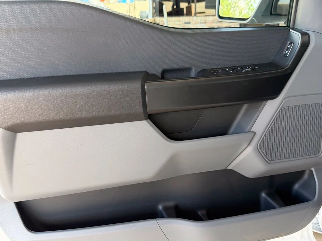 New 2026 Oxford White Ford XL image 22