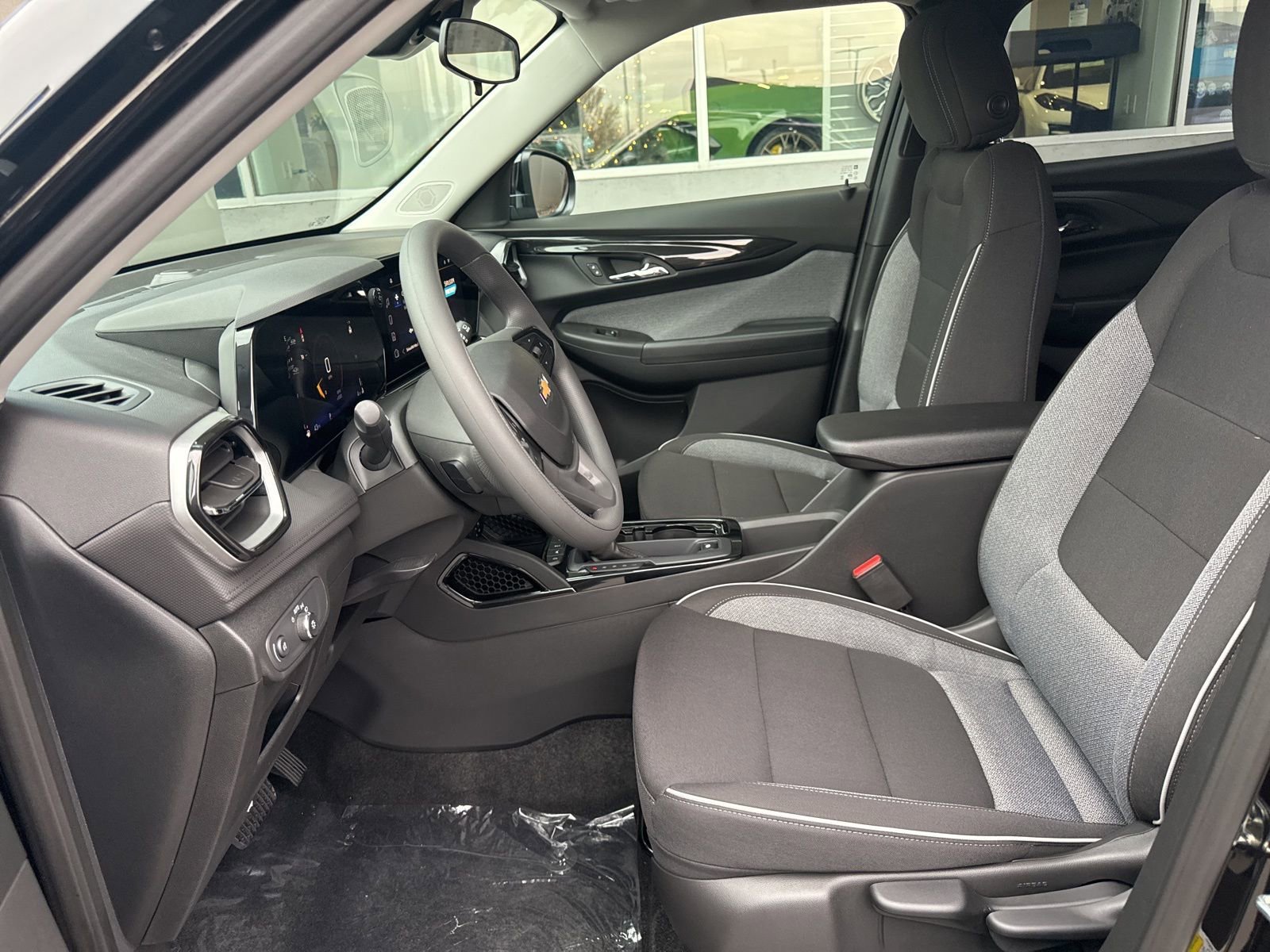 New 2026 Mosaic Black Metallic Chevrolet LT image 15