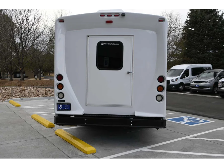 2016 Ford E-Series Cutaway Base - Photo 7