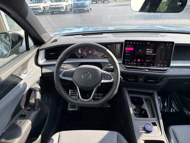 2026 Volkswagen Tiguan SE R-LINE BLACK - Photo 10