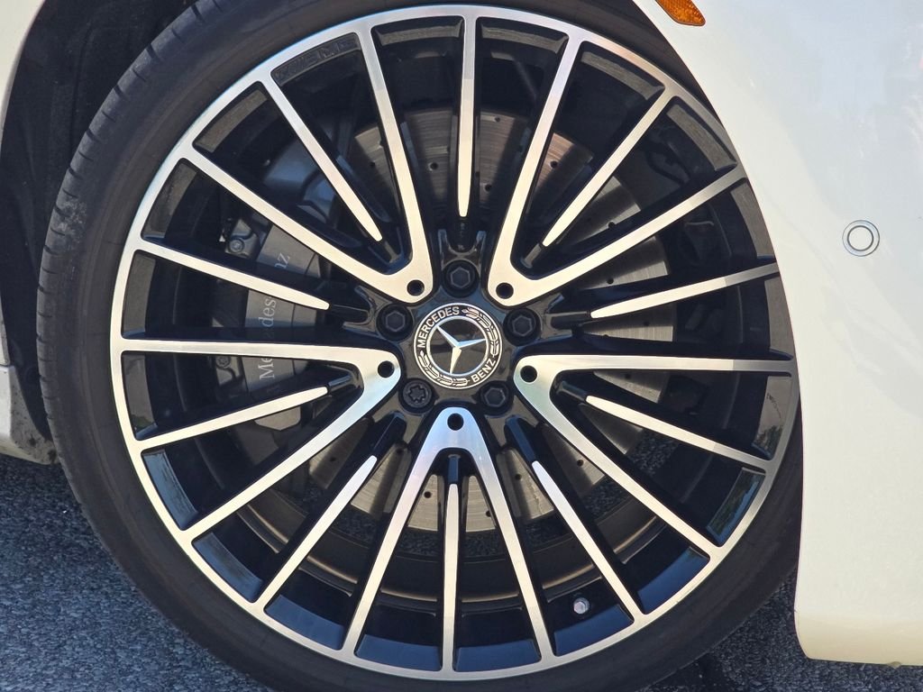 Certified Used 2022 MANUFAKTUR Diamond White Mercedes-Benz S 580 image 10