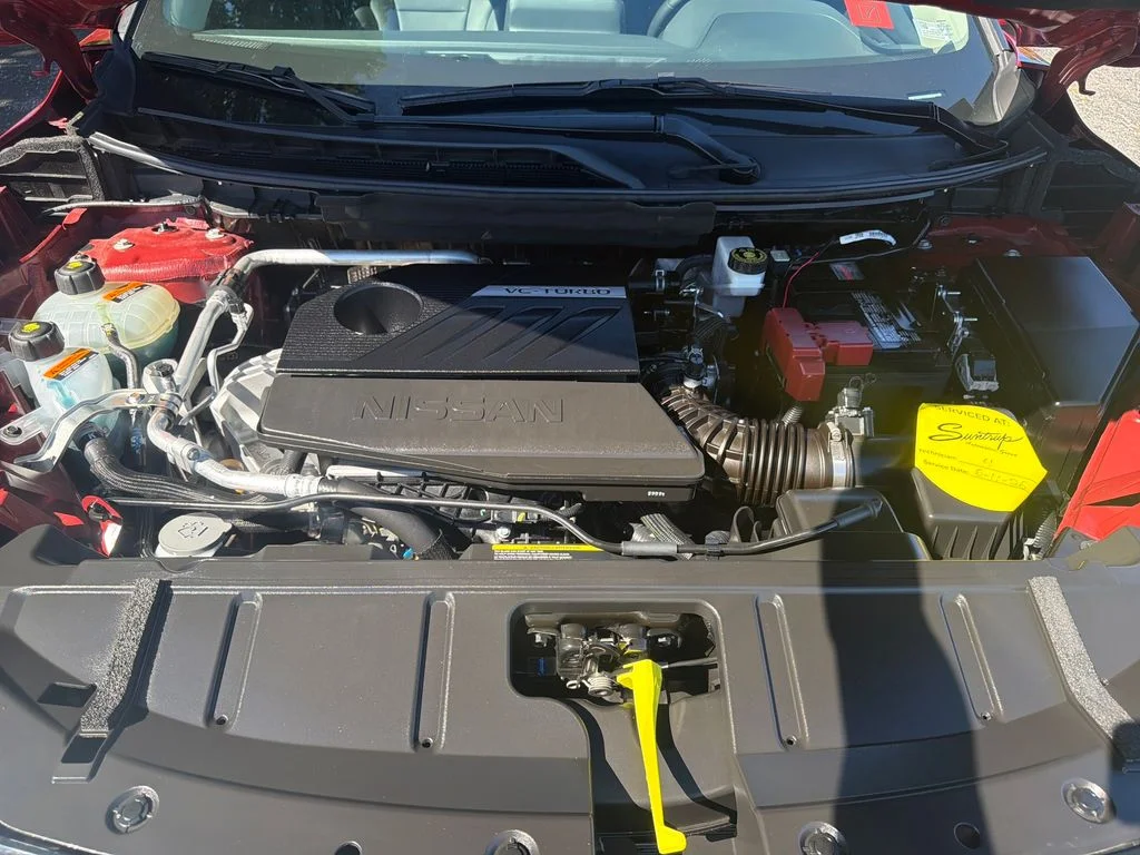 Used 2025 Red Nissan SV image 27