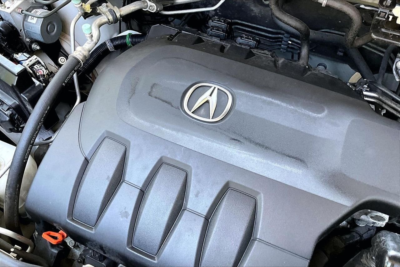 Used 2015  Acura Base image 31