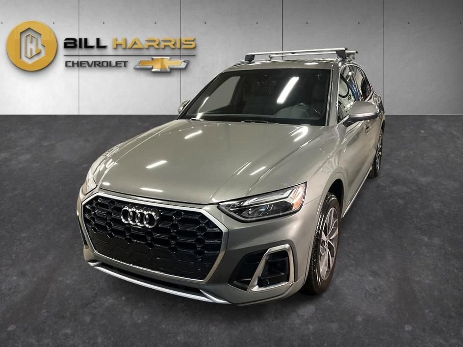 2023 Audi Q5 45 Premium Plus's photo