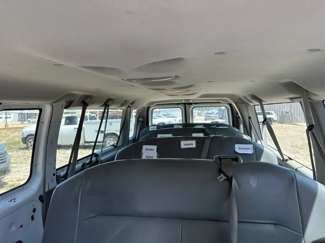 Used 2008 White Ford XL image 21
