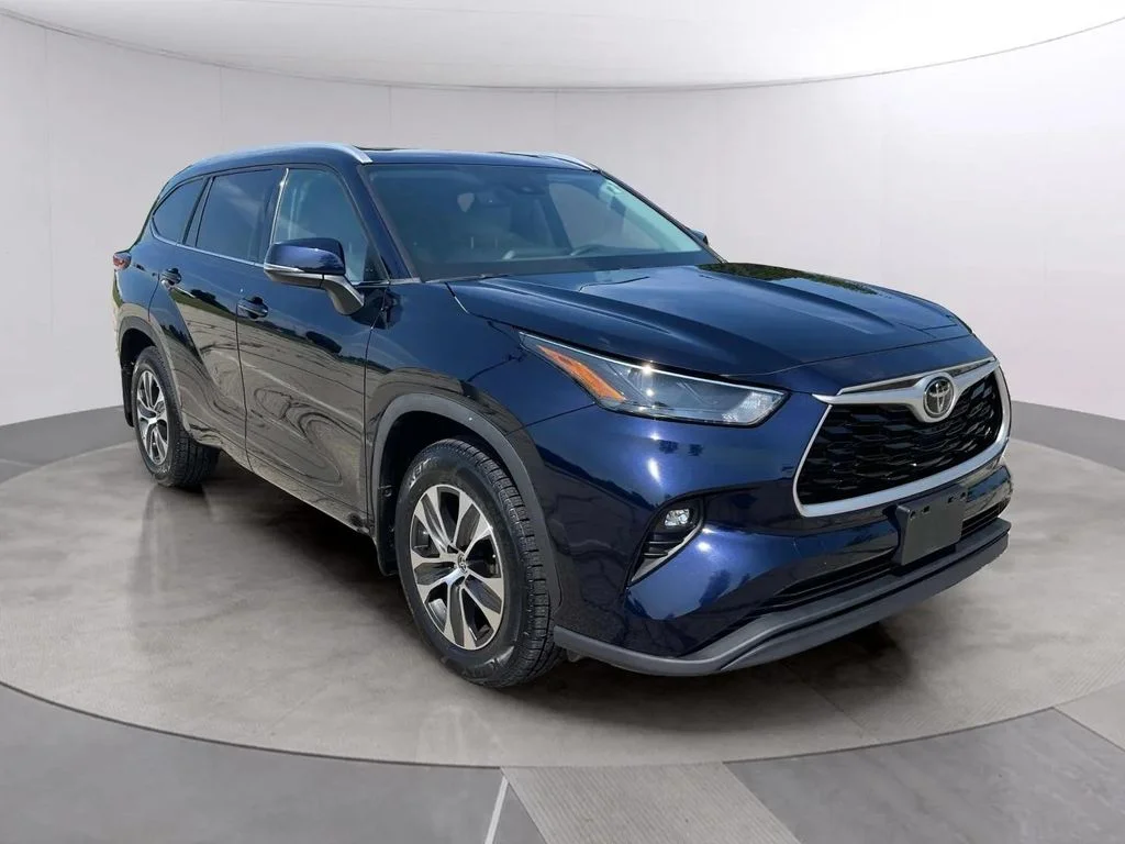 Used 2022 Blueprint Toyota XLE image 7