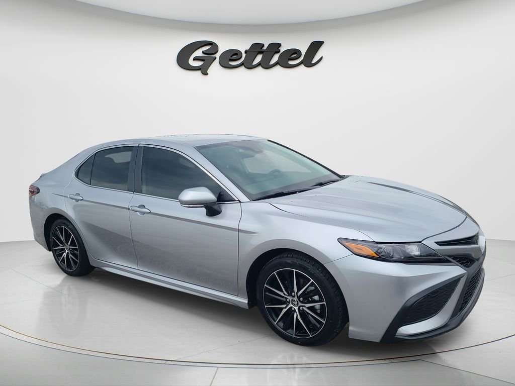 Certified Used 2024 Silver Toyota SE image 3