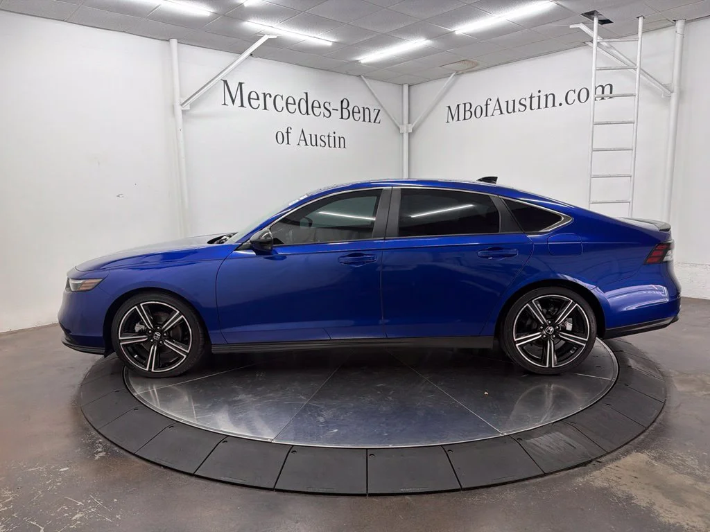 Used 2024 Blue Honda Sport image 4