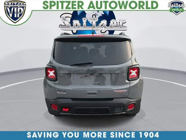 Used 2021 Gray Jeep Trailhawk image 8