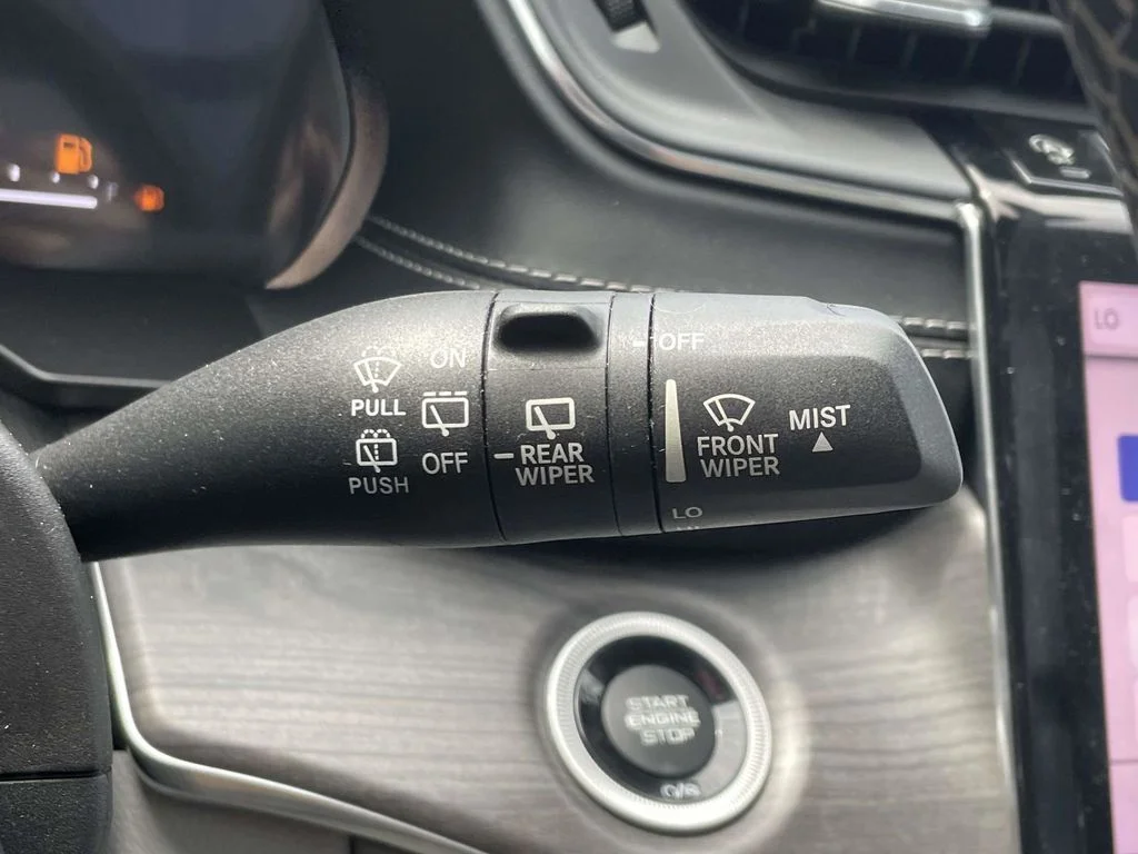 Certified Used 2022 Gray Jeep Overland image 30