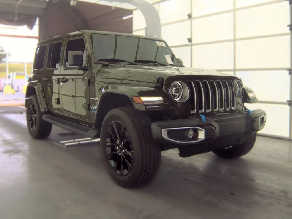 Used 2022 Green Jeep Unlimited Sahara 4xe image 3