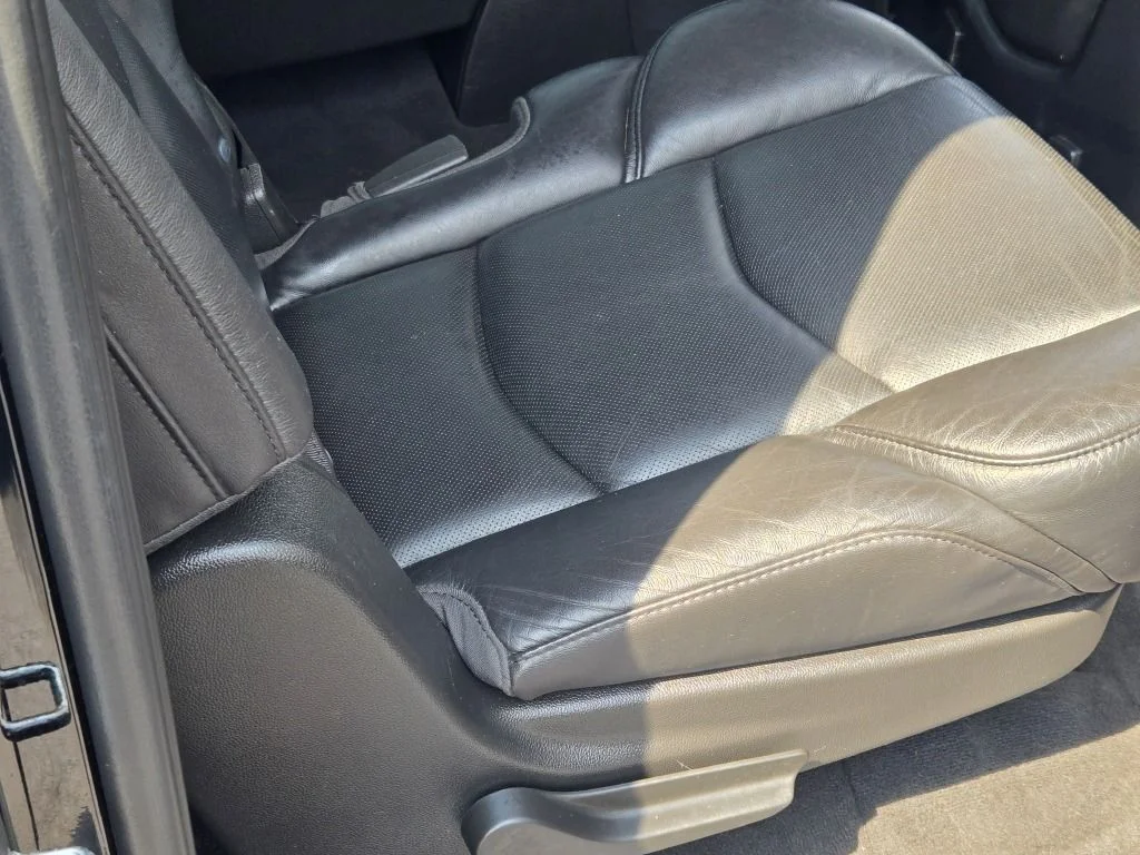 Certified Used 2018 Black Cadillac Premium image 12