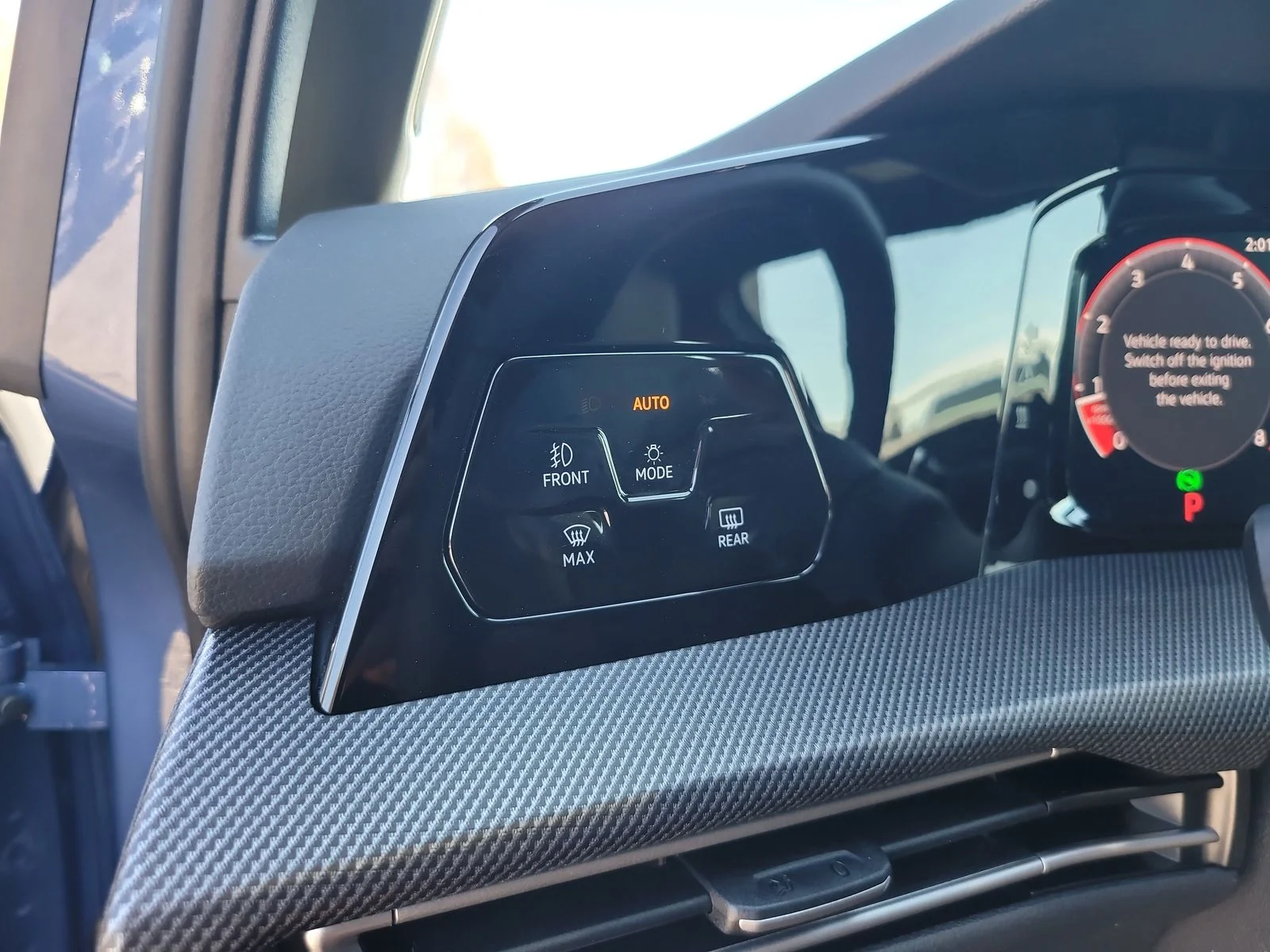 New 2026 Slate Blue Metallic Volkswagen 2.0T SE image 32