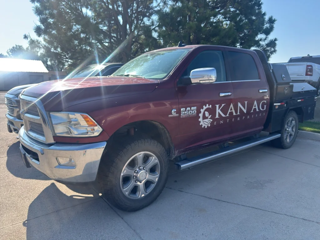 Used 2018 Delmonico Red Pearlcoat Ram Big Horn image 1