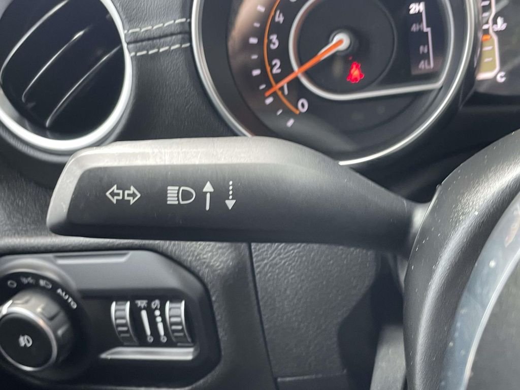 Used 2022 Black Jeep Unlimited Sahara image 22