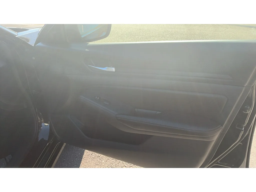 Used 2025 Super Black Nissan SV image 11